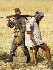 जय जवान, जय किसान का एक कड़वा सच भी है